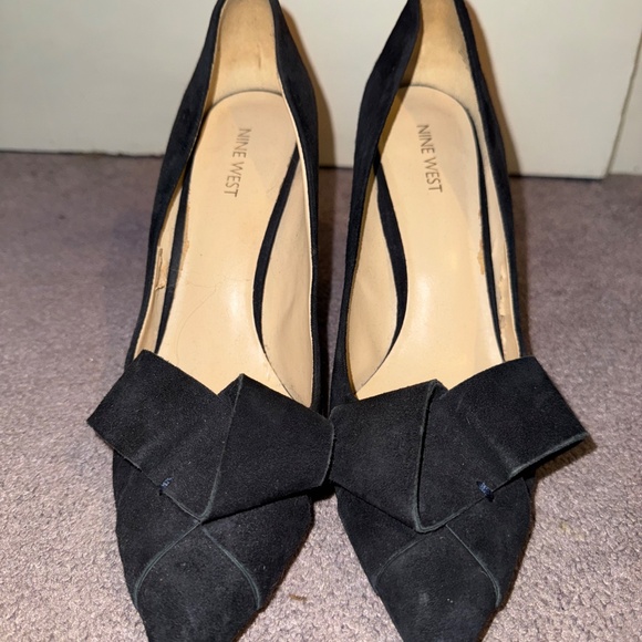 Nine West Women's HADDRIANA Suede Pump - Picture 2 of 6